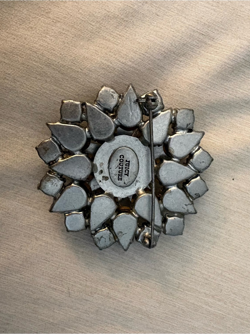 Vintage Juicy Couture Silver Crystal  Cluster Brooch - Picture 4 of 4